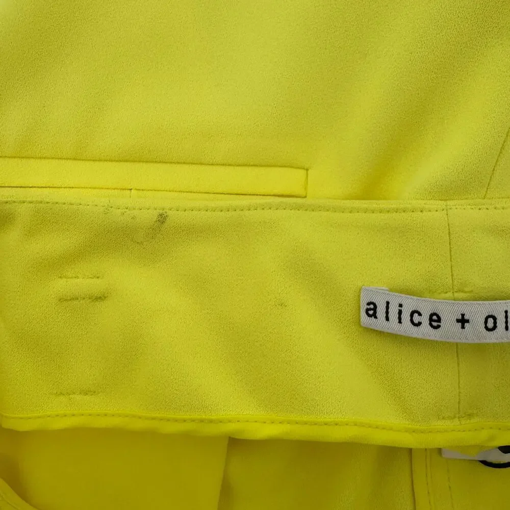 Alice + Olivia Steffie Belted Pleated Crepe Shorts Womens Size 14 NWT Bright - Picture 10 of 10